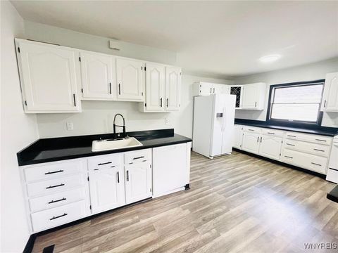 Tiny photo for 395 Dearborn Street, Buffalo, NY 14207 (MLS # B1660878)