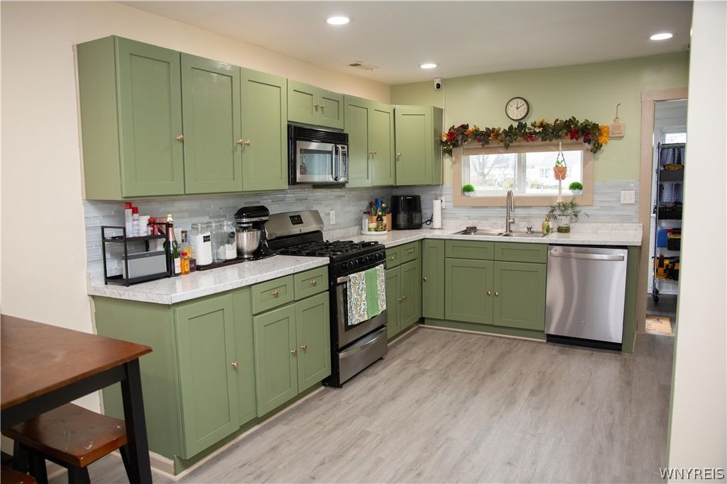 Photo of 2704 Riverton Avenue, Hamburg, NY 14075 (MLS # B1667006)