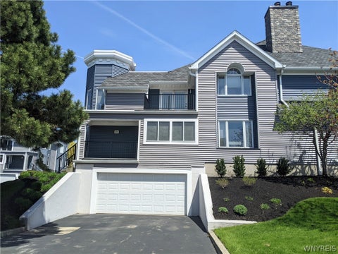 Condo For Sale - 251 Lakefront Boulevard<br/> Buffalo, NY 14202