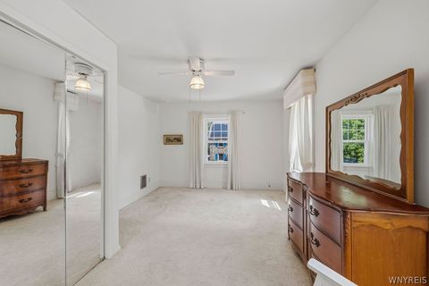 Tiny photo for 825 James Avenue, Niagara Falls, NY 14305 (MLS # B1689374)