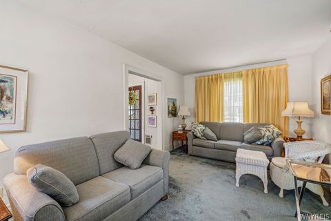 Tiny photo for 825 James Avenue, Niagara Falls, NY 14305 (MLS # B1689374)