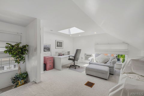 Tiny photo for 825 James Avenue, Niagara Falls, NY 14305 (MLS # B1689374)