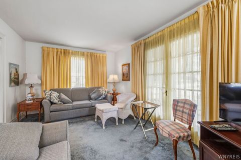 Tiny photo for 825 James Avenue, Niagara Falls, NY 14305 (MLS # B1689374)