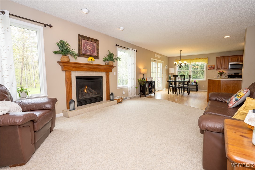 11686 Parkwood Drive, Alden, New York image 9