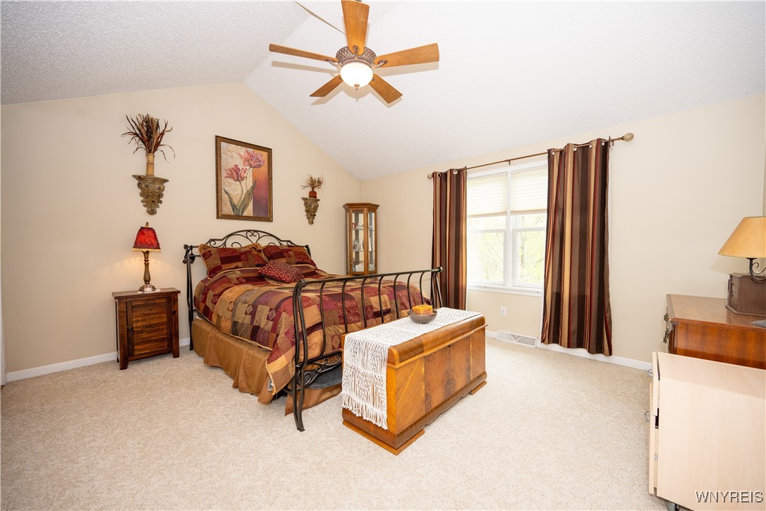 11686 Parkwood Drive, Alden, New York image 15