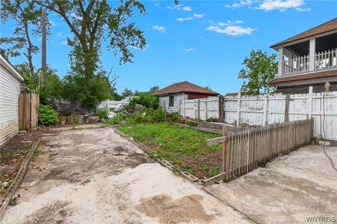 Tiny photo for 102 Wende Street, Buffalo, NY 14211 (MLS # B1709194)