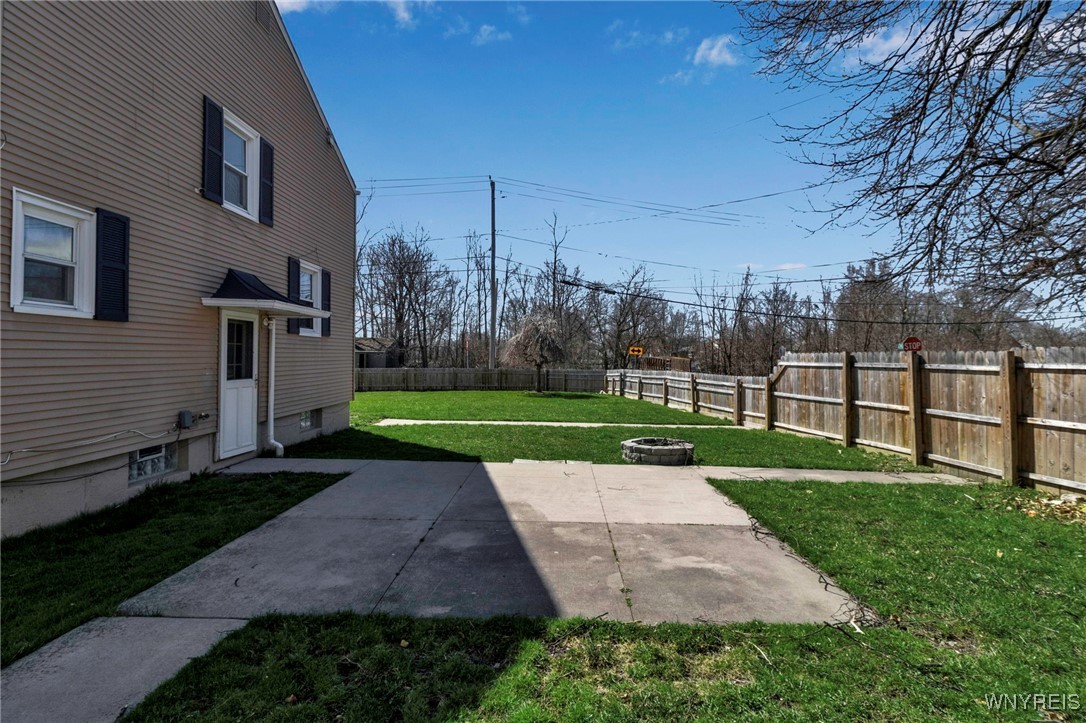 9304 Cayuga Drive, Niagara Falls, New York image 8