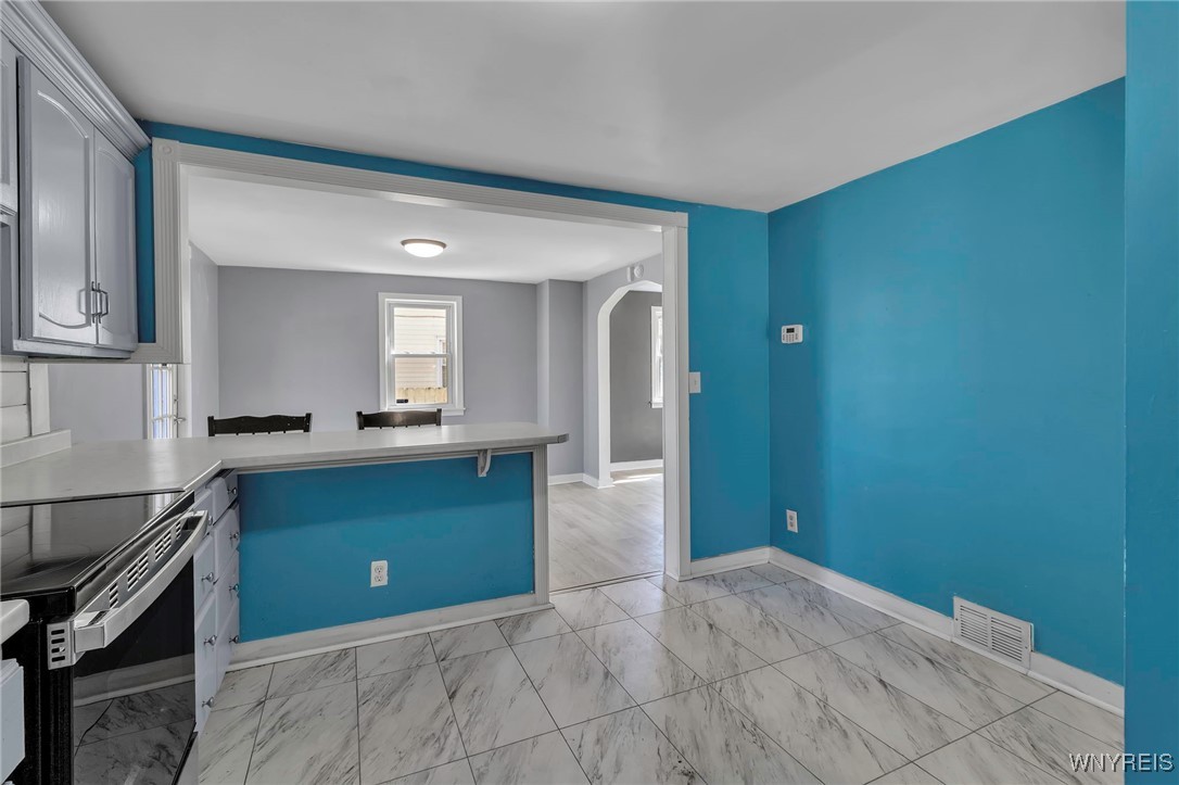 9304 Cayuga Drive, Niagara Falls, New York image 36