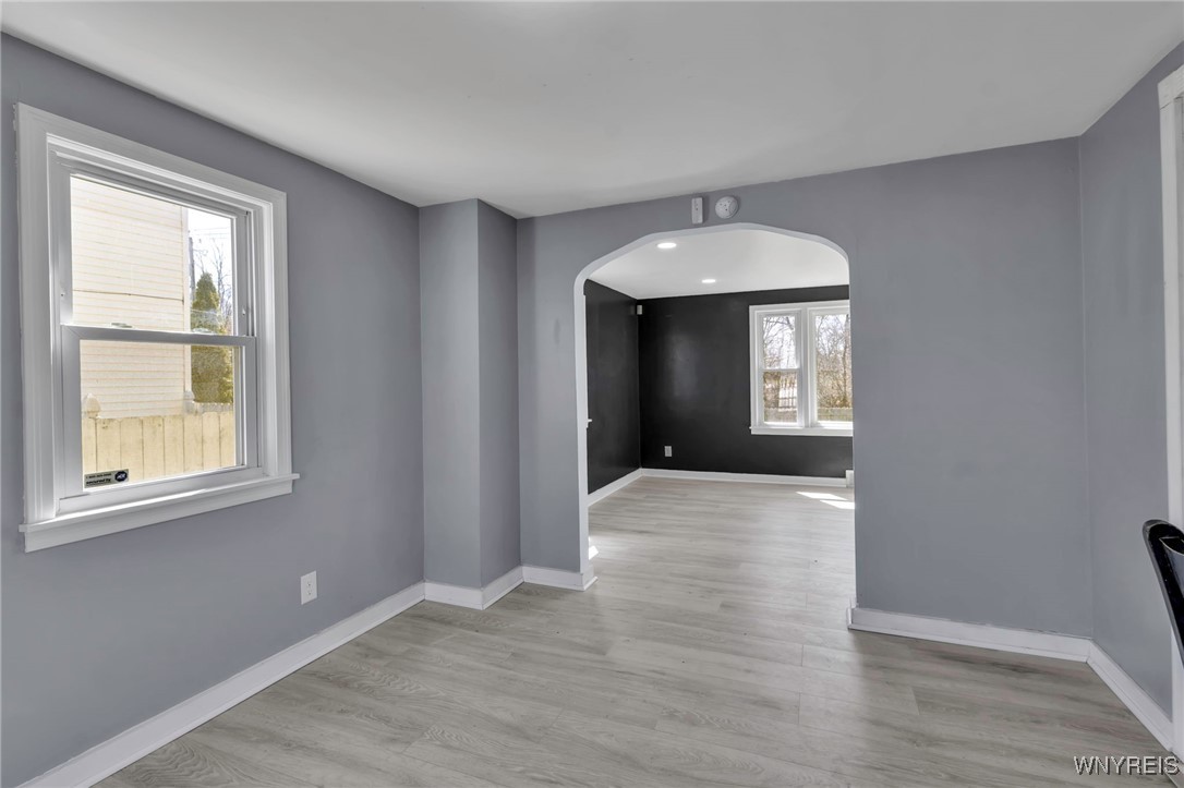 9304 Cayuga Drive, Niagara Falls, New York image 38