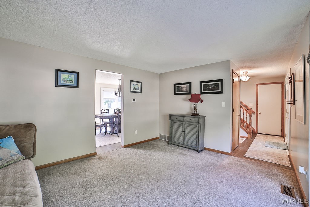 58 Williamsburg Lane