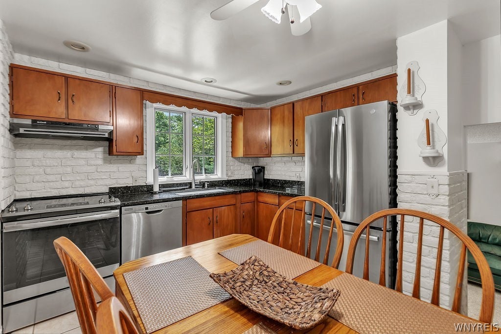 Photo of 163 Cranwood Drive, West Seneca, NY 14224 (MLS # B1695488)