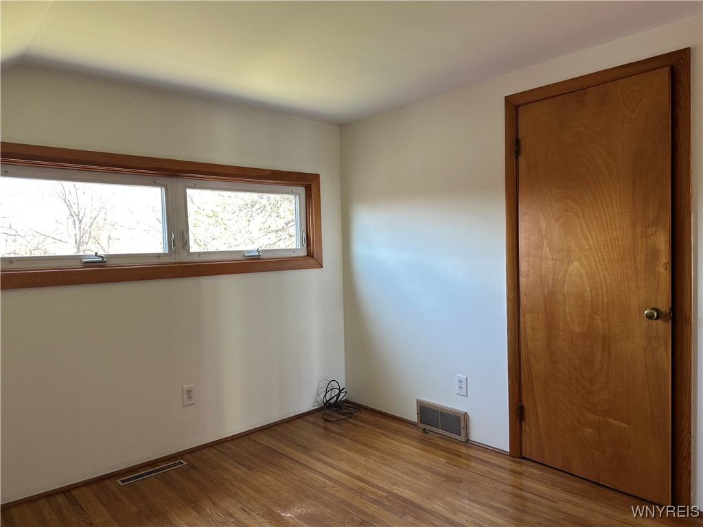 382 Pleasant Avenue, Hamburg, New York image 36