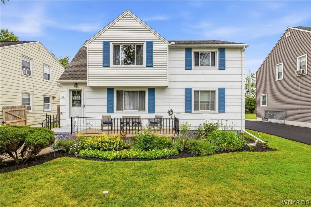 42 Redmond Avenue