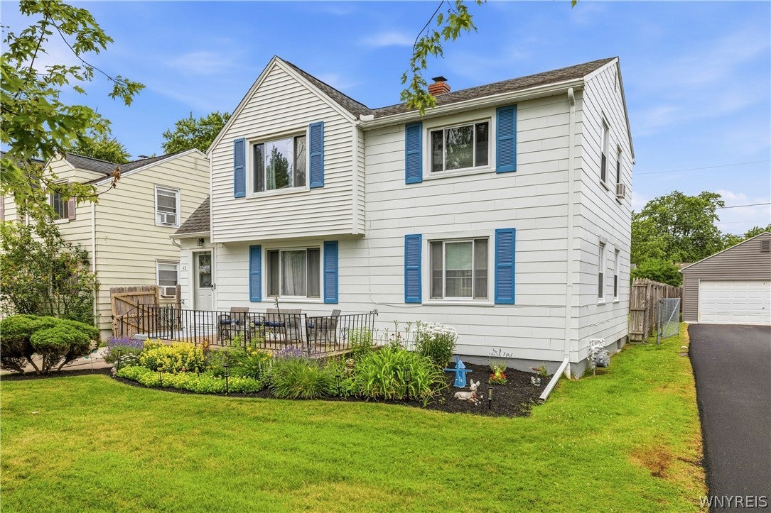 42 Redmond Avenue