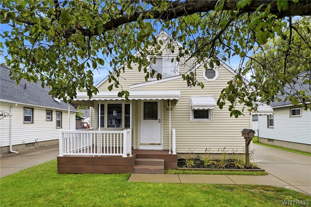 320 Marilla Street