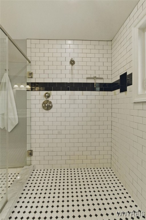 8590 Greenway Ct Ct, Clarence, New York image 31