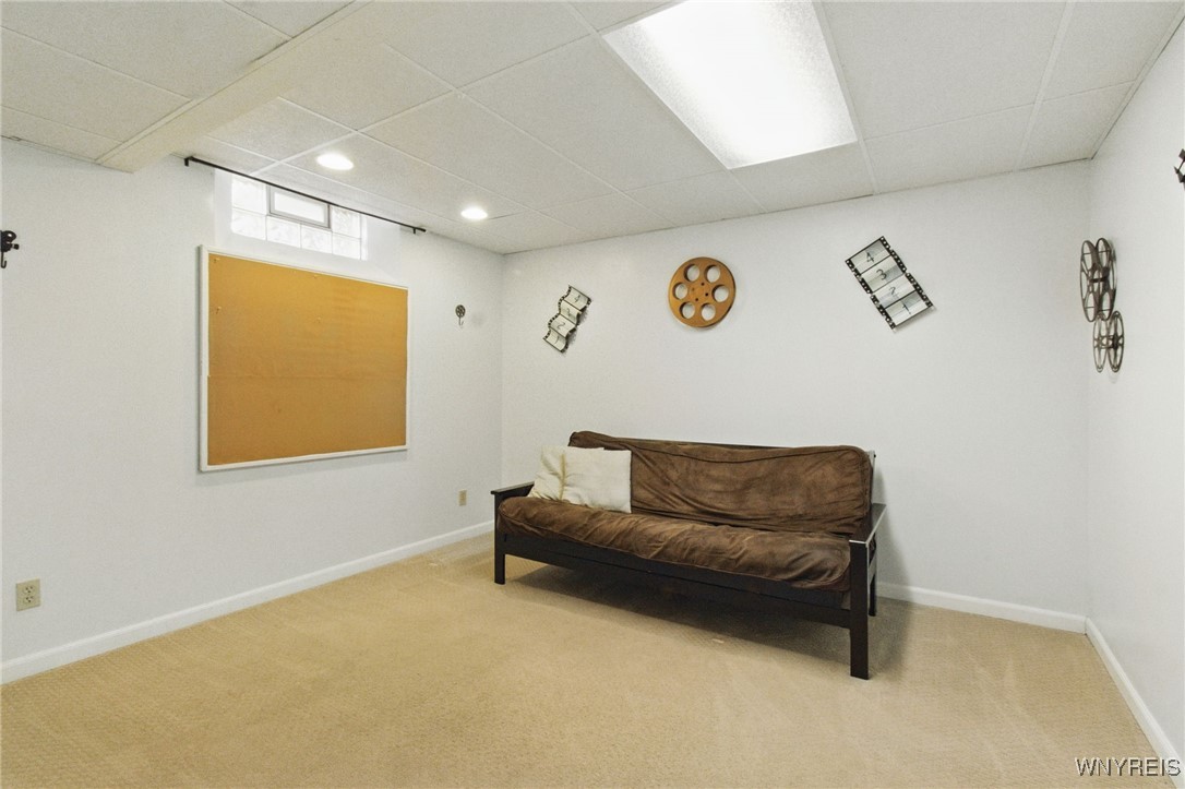 8590 Greenway Ct Ct, Clarence, New York image 39