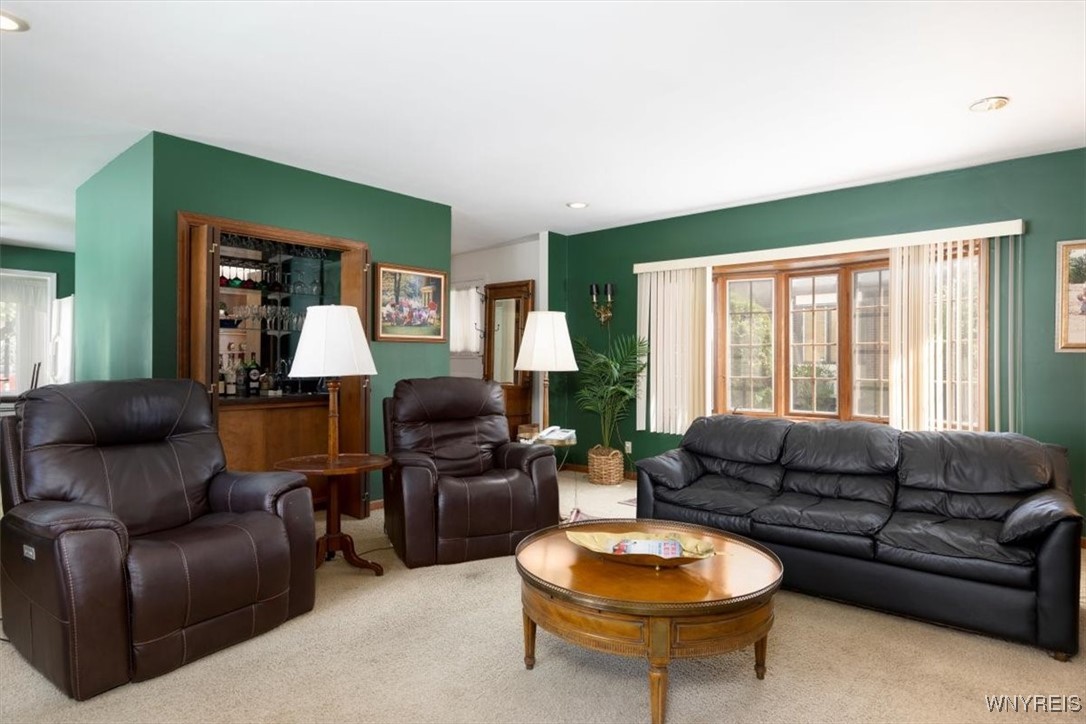 205 Deerhurst Park Boulevard, Tonawanda, New York image 12