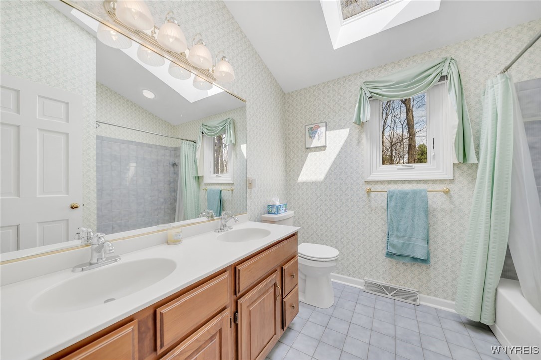 108 Middlebury Road, Orchard Park, New York image 33