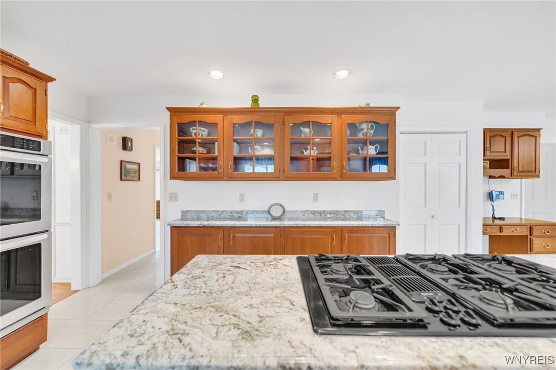 108 Middlebury Road, Orchard Park, New York image 5