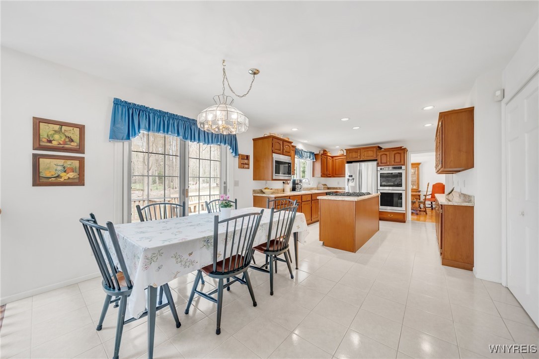 108 Middlebury Road, Orchard Park, New York image 7