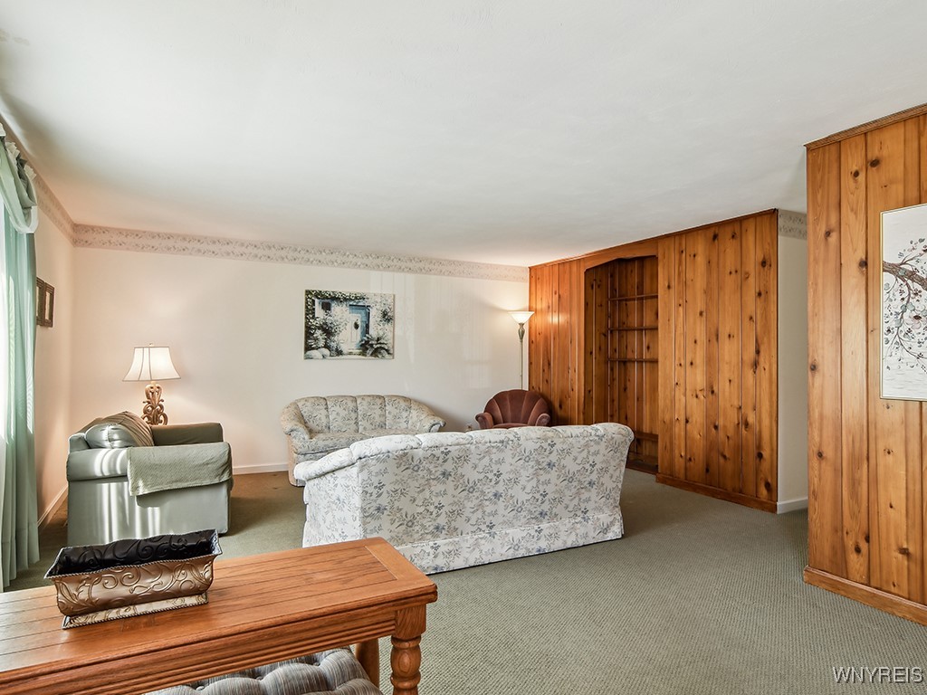 136 Cheryl Lane, Cheektowaga, New York image 4