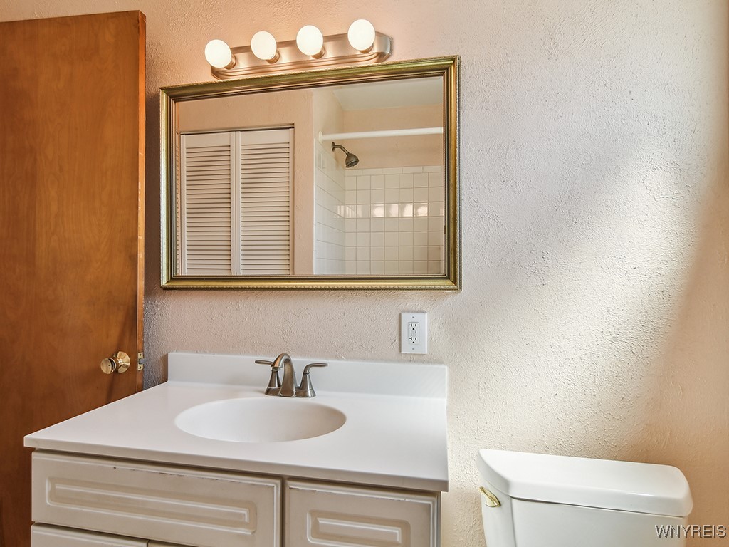136 Cheryl Lane, Cheektowaga, New York image 24