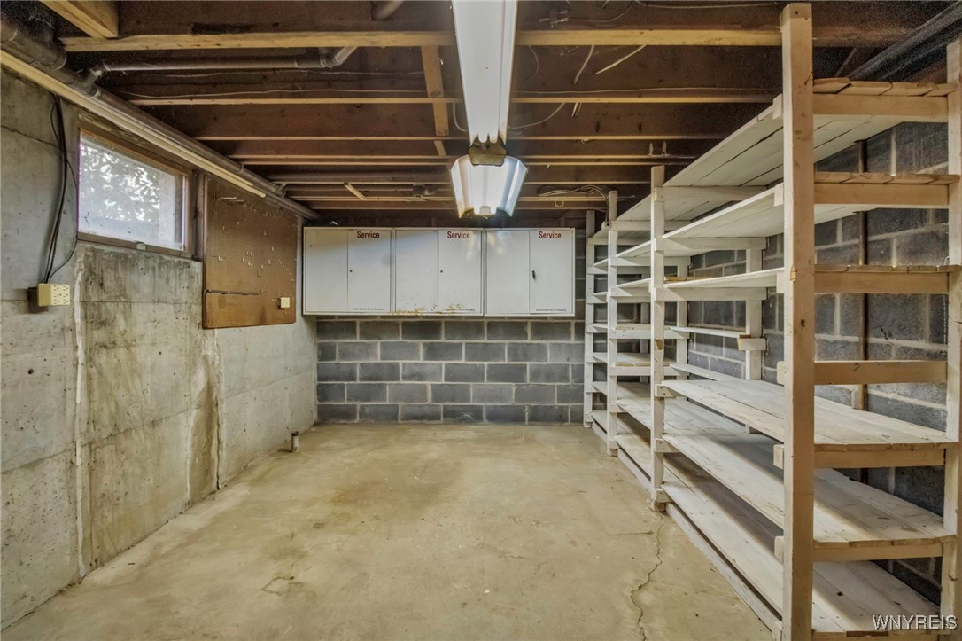 Porter, New York 14174, United States, 3 Bedrooms Bedrooms, ,2 BathroomsBathrooms,Residential,Pending,117222