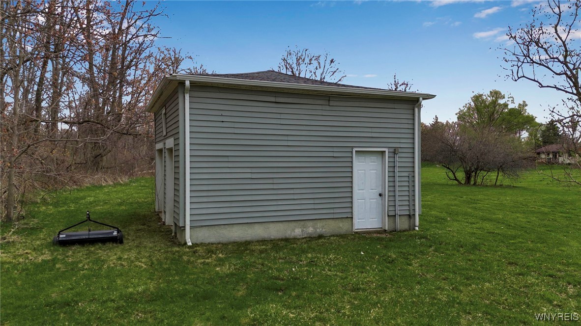 Porter, New York 14174, United States, 3 Bedrooms Bedrooms, ,2 BathroomsBathrooms,Residential,Pending,117222