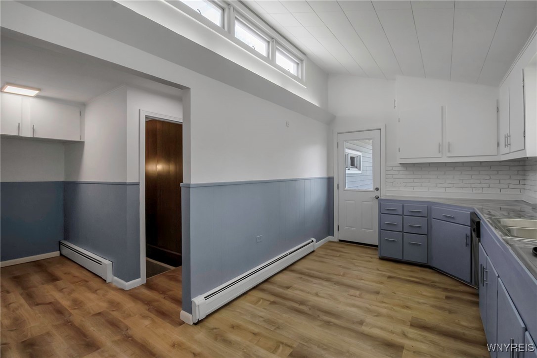 Porter, New York 14174, United States, 3 Bedrooms Bedrooms, ,2 BathroomsBathrooms,Residential,Pending,117222