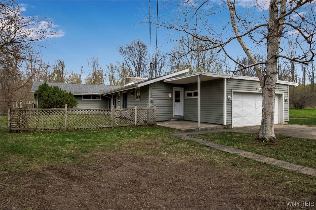 Porter, New York 14174, United States, 3 Bedrooms Bedrooms, ,2 BathroomsBathrooms,Residential,Pending,117222