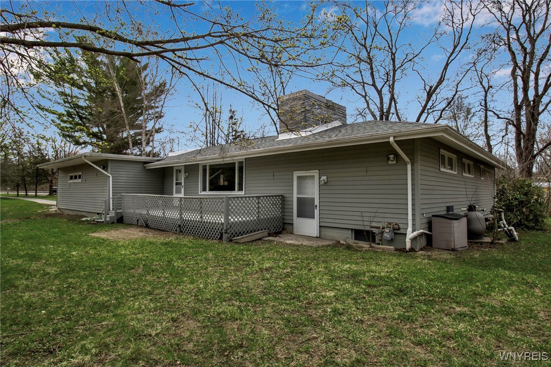 Porter, New York 14174, United States, 3 Bedrooms Bedrooms, ,2 BathroomsBathrooms,Residential,Pending,117222