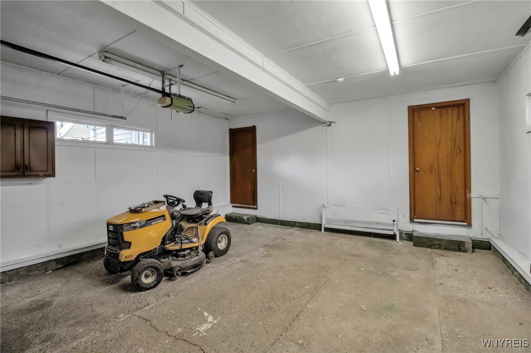 Porter, New York 14174, United States, 3 Bedrooms Bedrooms, ,2 BathroomsBathrooms,Residential,Pending,117222