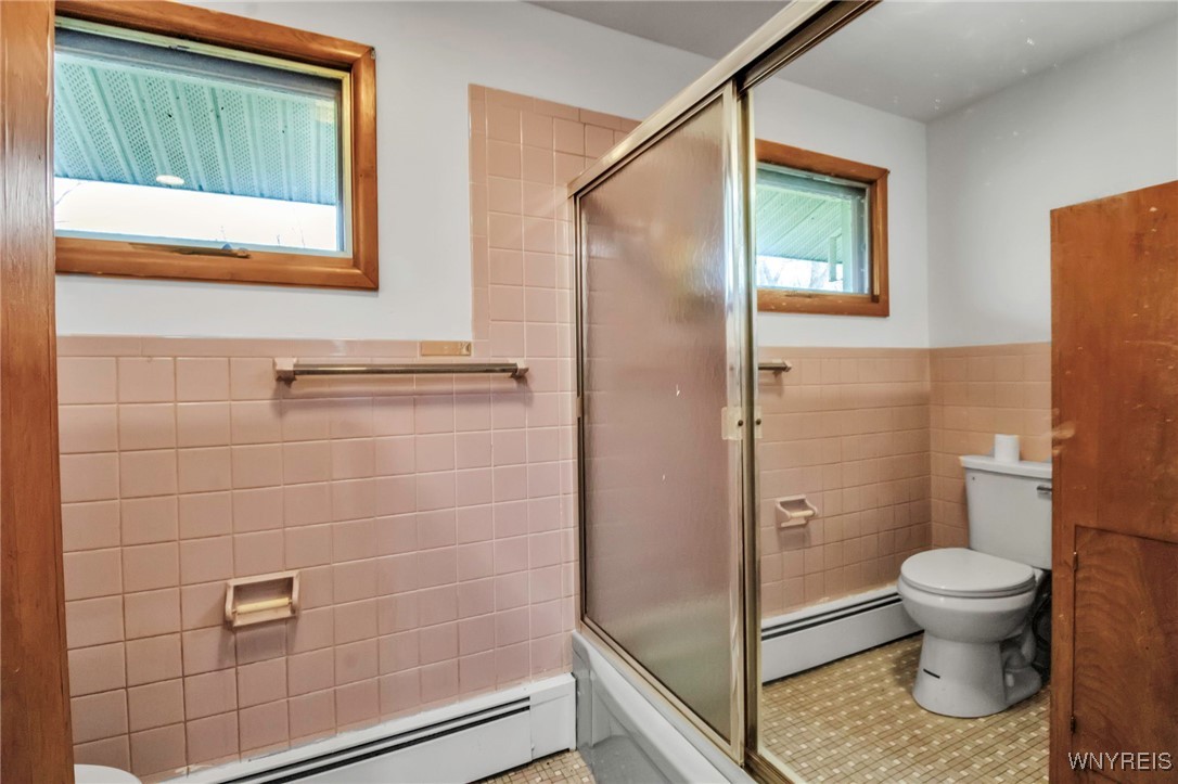 Porter, New York 14174, United States, 3 Bedrooms Bedrooms, ,2 BathroomsBathrooms,Residential,Pending,117222