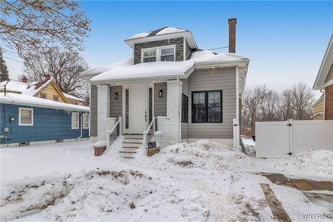 Photo of 218 Potters Road, Buffalo, NY 14220 (MLS # B1661009)