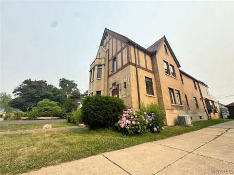 Tiny photo for 561 Ridge Suite 9 Road, Lackawanna, NY 14218 (MLS # B1700225)