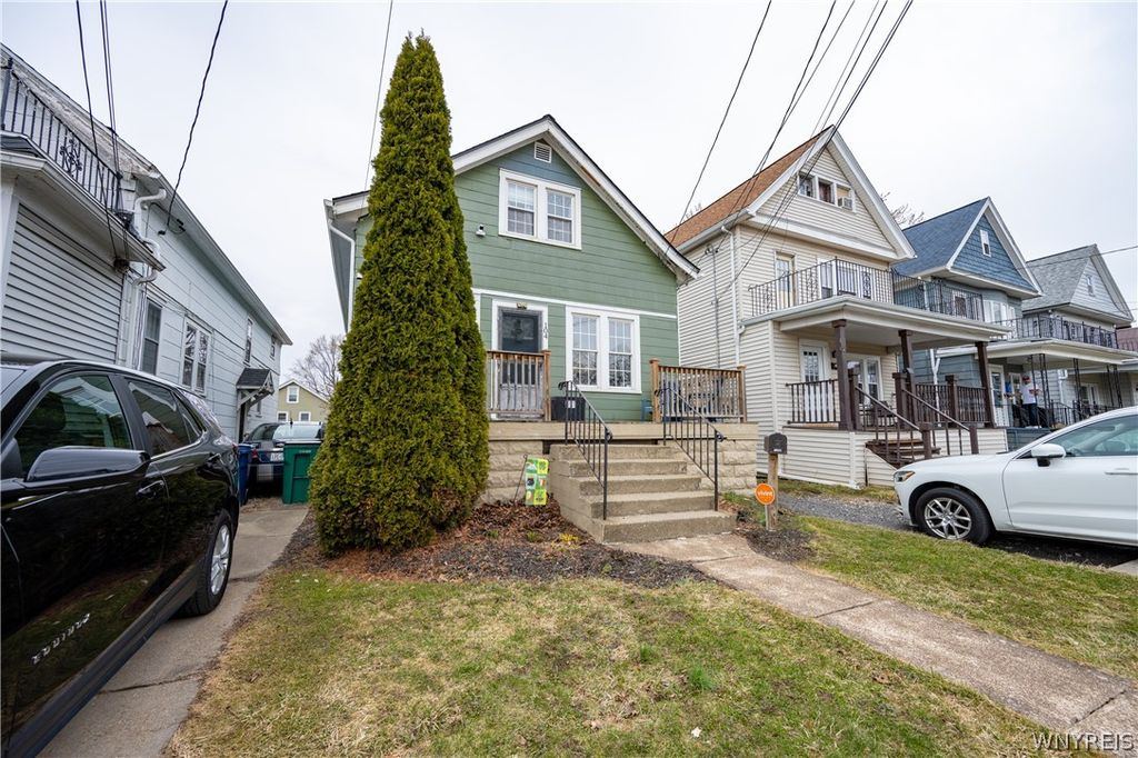Photo of 104 Pries Avenue, Buffalo, NY 14220 (MLS # B1665485)