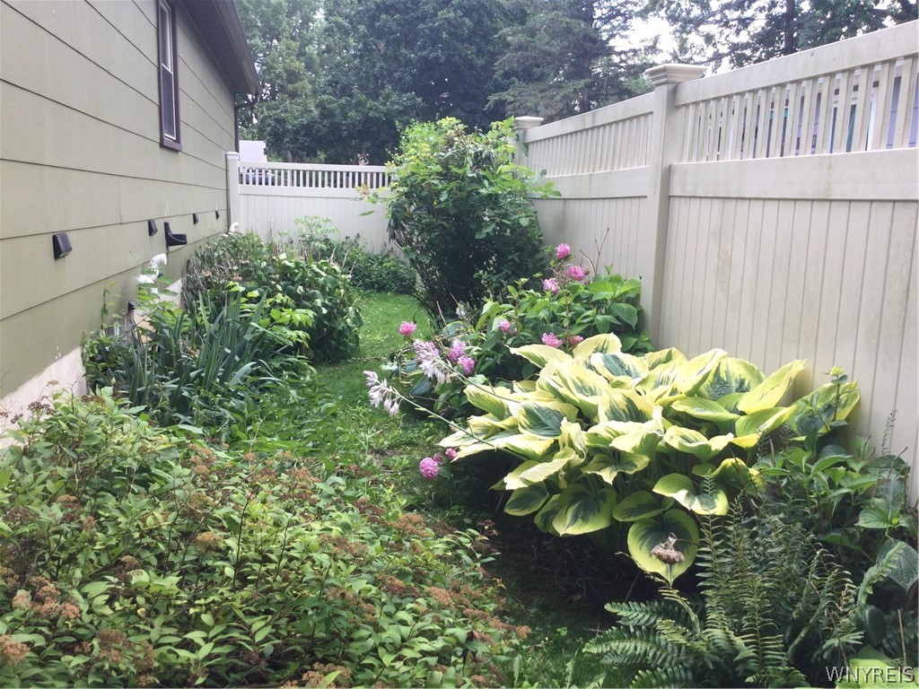 3542 Warner Drive - Photo 3