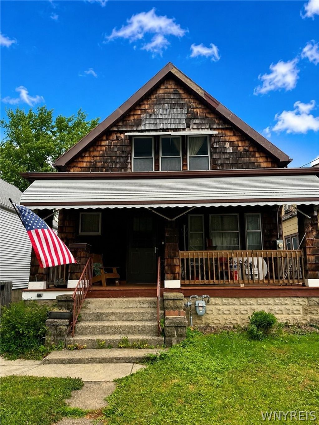 Photo of 28 Oschawa Avenue, West Seneca, NY 14210 (MLS # B1699493)