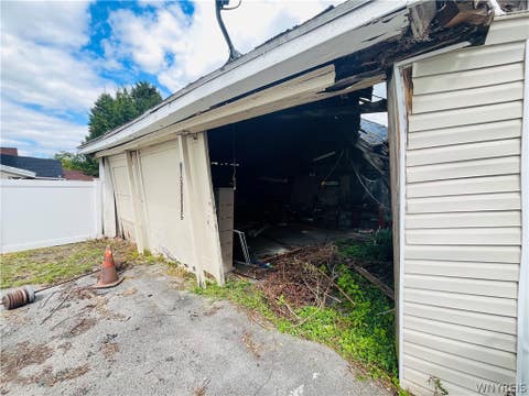 Tiny photo for 25 N Central Avenue #E, Buffalo, NY 14212 (MLS # B1669781)