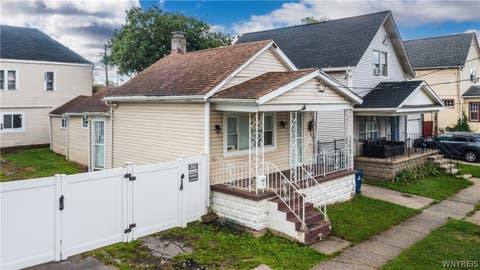Tiny photo for 25 N Central Avenue #E, Buffalo, NY 14212 (MLS # B1669781)