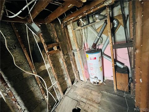Tiny photo for 25 N Central Avenue #E, Buffalo, NY 14212 (MLS # B1669781)