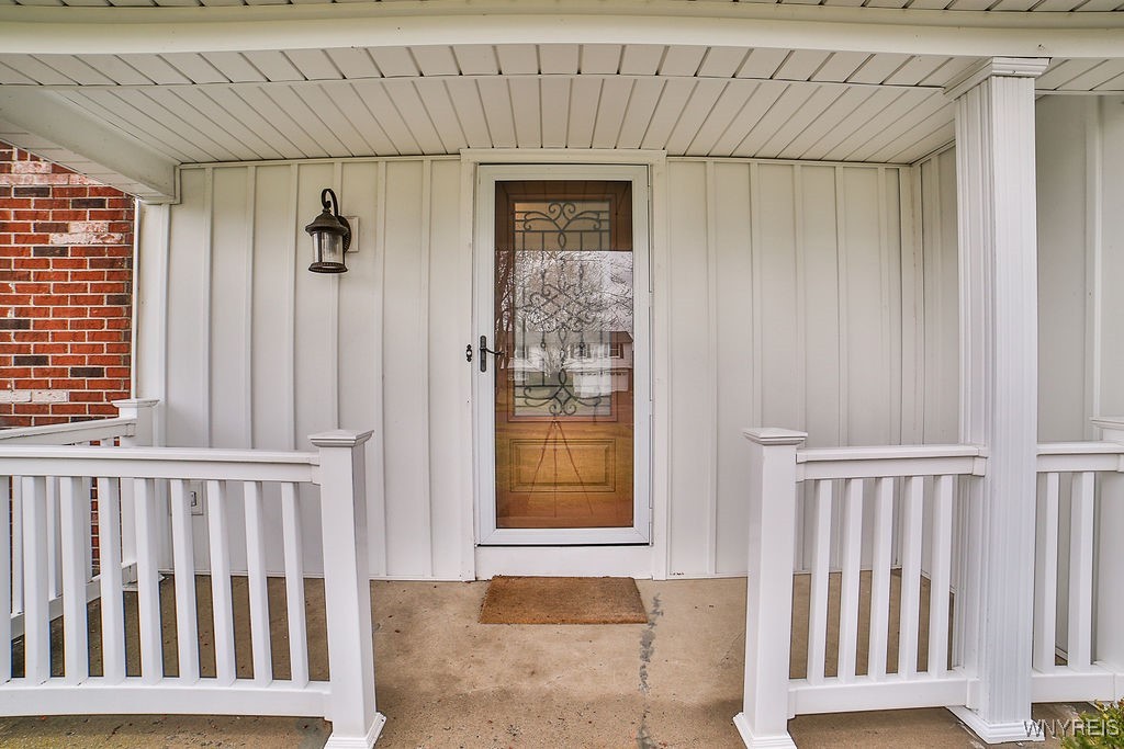 408 Tracey Lane, Grand Island, New York image 6