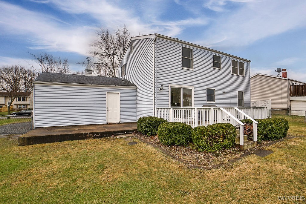 408 Tracey Lane, Grand Island, New York image 3