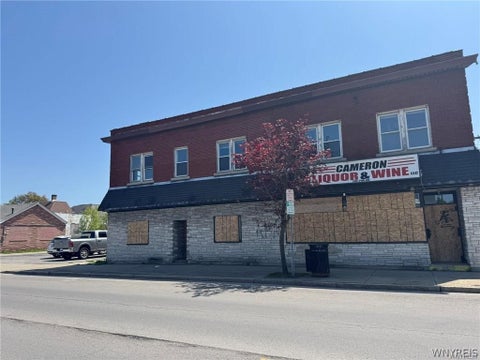 Photo of 2901 Pine Avenue, Niagara Falls, NY 14301 (MLS # B1696719)