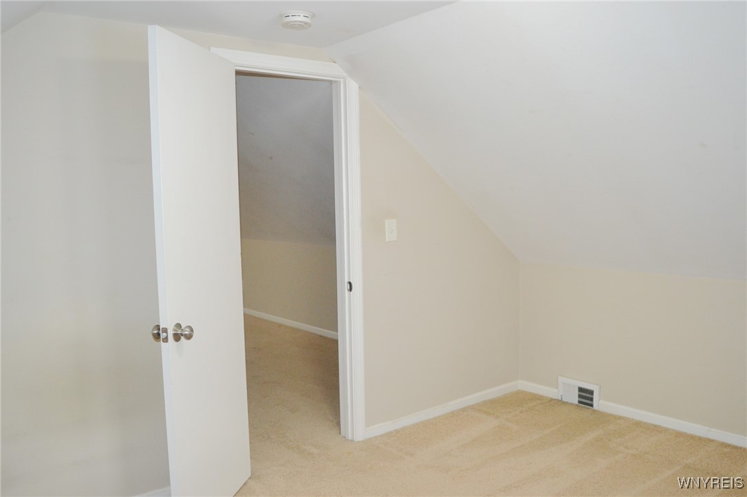 2285 Pleasant Avenue, Hamburg, New York image 16