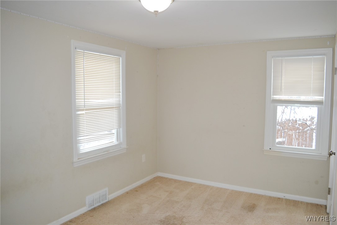 2285 Pleasant Avenue, Hamburg, New York image 9