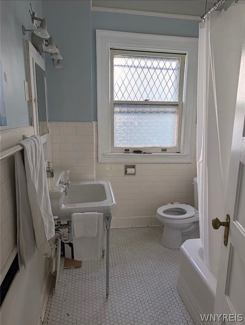 Tiny photo for 633 Lafayette Avenue, Buffalo, NY 14222 (MLS # B1723928)
