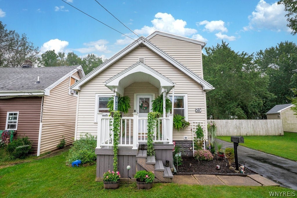 29 Wenro Place