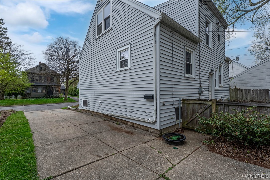 34 Cornell Avenue
